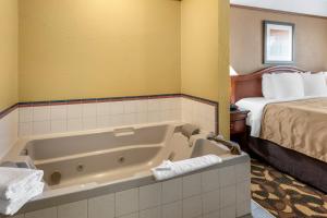 Quality Inn Paradise Creek