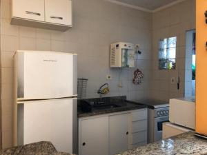 Apto com 01 Dormitório a 50 metros da Praia Bairro Boqueirão