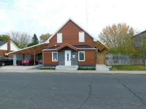 Well Equipped Studio FOR NON-SMOKING GUESTS ONLY CITQ ЗO9467 - Saint-Hubert