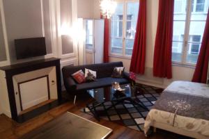 Appartements STUDIO 21 cosy dans le centre de LIMOGES : photos des chambres