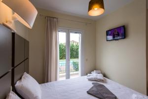 Venus, villa with private pool , 2min to the beach Messinia Greece