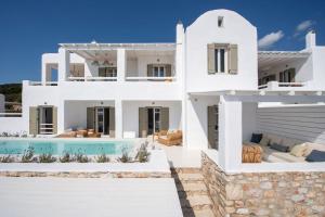 Luxury Paros Villa Villa Kallihroe Privacy Luxury Private Pool Sleeps 12 Glisidia Paros Greece