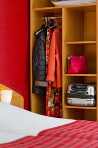 Hotels Prest'Hotel Epinal Chavelot : photos des chambres