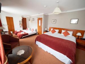 Family Room room in The Rest and Be Thankful Inn