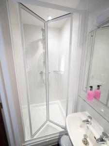 The Rest and Be Thankful Inn