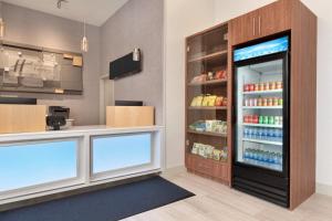 Holiday Inn Express - Jamaica - JFK AirTrain - NYC by IHG