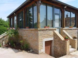 Maisons de vacances Gite du Chateau avec piscine interieure privative : photos des chambres