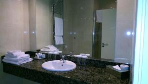 The Shirley Arms Hotel