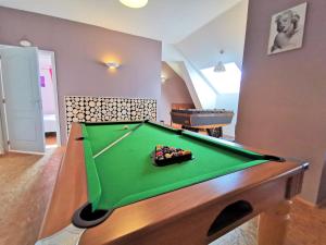 Le Manoir de la Rulette 20P well-ness BBQ Jardin terrasse ping pong salle de jeux