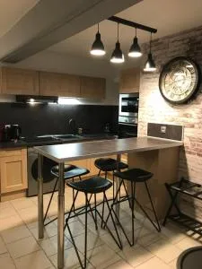 la licorne { T2 tous confort} centre ville - Sainte-Opportune-la-Mare