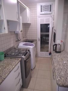 Apartamento de 2 quartos a 3 minutos a pé da praia de Cachoeira de Bom Jesu com águas calmas