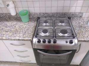 Apartamento de 2 quartos a 3 minutos a pé da praia de Cachoeira de Bom Jesu com águas calmas