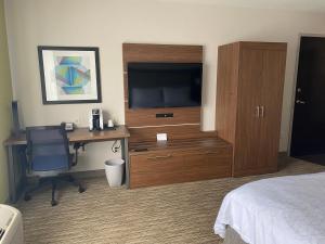 Holiday Inn Express & Suites Albuquerque Historic Old Town by IHG
