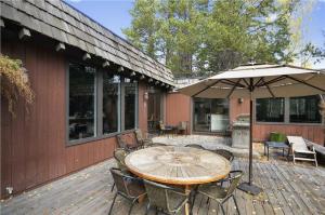 Five-Bedroom House room in Squaw Valley Paradise by Tahoe Truckee Vacation Properties