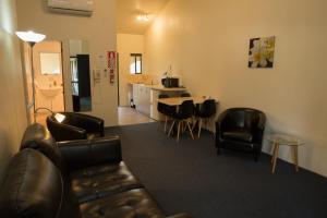 Captains Quarters Motor Inn