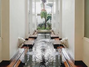 Avalon Karawaci Mitra RedDoorz