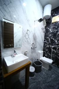 Hotel Byke Ride - Walkable from Agra Cantt Railway Station