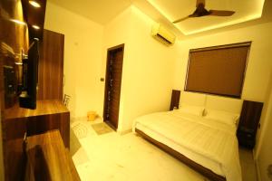 Hotel Byke Ride - Walkable from Agra Cantt Railway Station