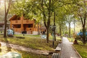Sky Land Camping & Resort - Вадул-луй-Водэ