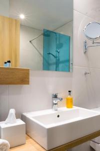 Premium Suite room in ibis Styles Athens Routes