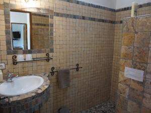 Maisons d'hotes La Buisse : photos des chambres
