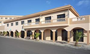 VV 122 con Balcón, en primera línea de mar - 4hvězdičkové hotely ve městě La Restinga