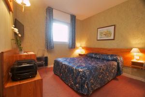 Hotels Hotel Sully : photos des chambres