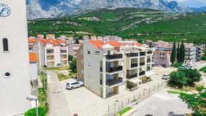 Apartments Leone Lukas - 4hvězdičkové hotely ve městě Promajna