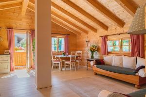 Apartment with Balcony room in Alchemilla