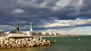 Appartements LES SOLEILLADES Parking 200 metres plage : photos des chambres