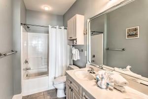 3 Mi to Beach and Golf Resort Condo in Myrtle Beach