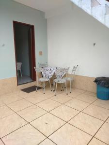 APARTAMENTO SIMPLES E ACONCHEGANTE