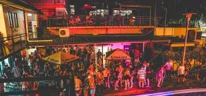 Youth Shack Backpackers Darwin - Batchelor