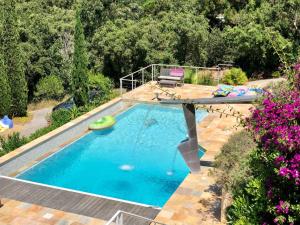 Villas Plushy Villa in La Croix Valmer with private pool : photos des chambres