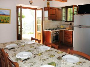 Holiday Home LUccelliera by Interhome