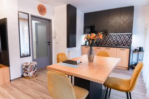 Bella Mura Golden Apartment