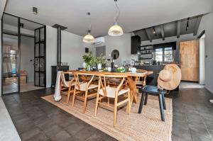 Villa Art Renata with Pool & Sauna