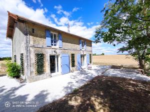 Maisons de vacances GITE DE MONTRANCON : photos des chambres