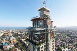 Crown Regency Hotel & Towers