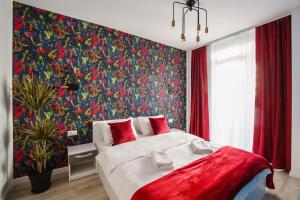 Vivid Colors near City Center