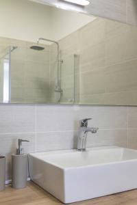 Flower Square Apartments 