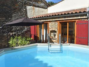 Holiday home with pool in Cuxac-Cabardès