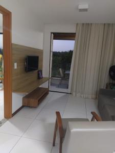 Apartamento quarto e sala com varanda no ILOA Residence a 10 Km da Praia do Frances e 12 Km da Praia do Gunga