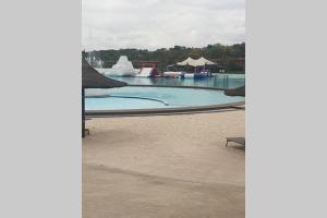 The Blyde, Crystal Lagoon One Bed Apartment.