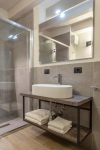 Luxury Apartments San Zeno