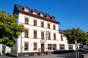 Double Room room in Hotel-Restaurant Maas