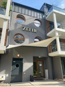 Apartament nr 6 Zefir nad jeziorem Necko