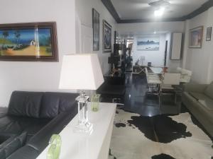 The best Copacabana Luxury Design 3 Bedroom room 3 bathroom 85 inch cinema tv top location 4 split ac