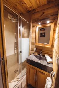 Chalet La Perle de L'Oisans - Appartements d'Exception : photos des chambres