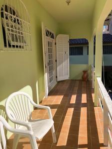 Casa com piscina e vista para o MAR